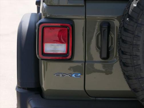2025 Jeep Wrangler 4xe Willys