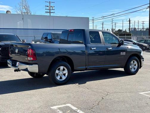 2017 RAM 1500 SLT