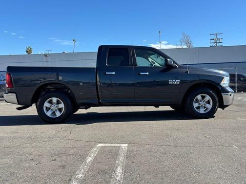 2017 RAM 1500 SLT