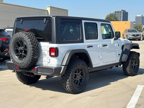 2025 Jeep Wrangler 4xe Willys