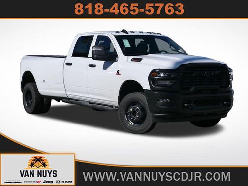 2026 RAM 3500 Tradesman Crew Cab 4x4 8' Box