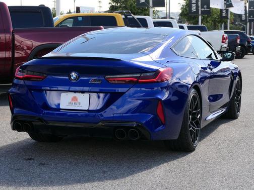 2022 BMW M8 Competition