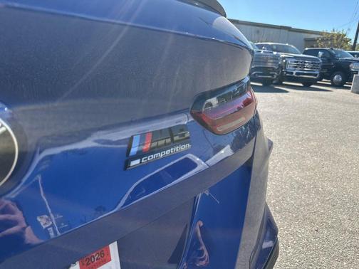 2022 BMW M8 Competition