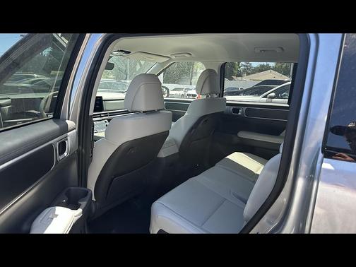 Shimmering Silver Metallic 2026 Hyundai SANTA FE SEL 2.4