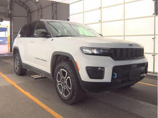 2024 Jeep Grand Cherokee 4xe Trailhawk
