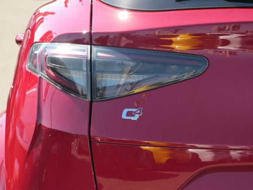 2024 Alfa Romeo Stelvio Quadrifoglio