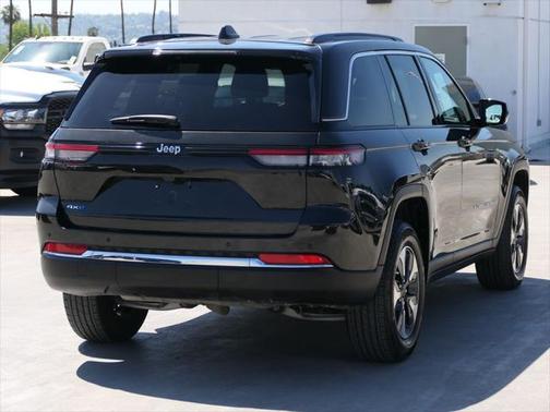 2024 Jeep Grand Cherokee 4xe Base