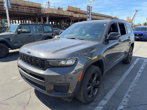 2023 Jeep Grand Cherokee L Altitude
