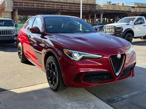 2019 Alfa Romeo Stelvio Quadrifoglio