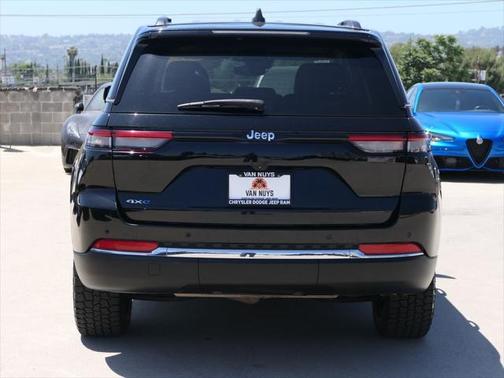 2023 Jeep Grand Cherokee 4xe Base