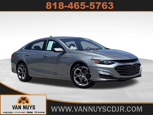 Sterling Gray Metallic 2024 Chevrolet Malibu FWD 1LT