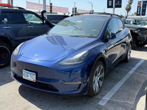 2023 Tesla Model Y Long Range Dual Motor All-Wheel Drive