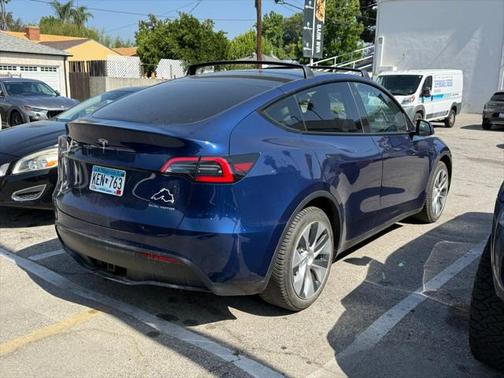 2023 Tesla Model Y Long Range Dual Motor All-Wheel Drive