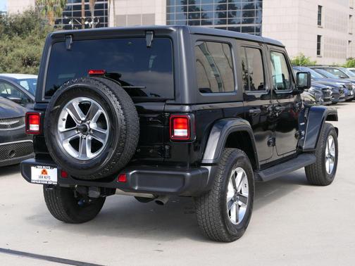 2022 Jeep Wrangler Unlimited Sahara