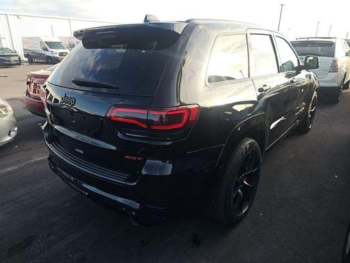 2021 Jeep Grand Cherokee SRT