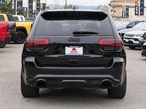 2021 Jeep Grand Cherokee SRT
