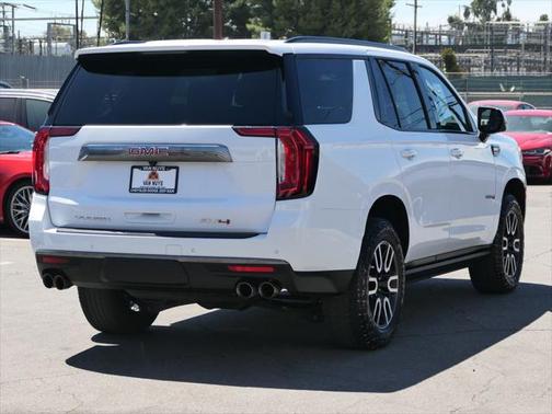 2024 GMC Yukon 4WD AT4
