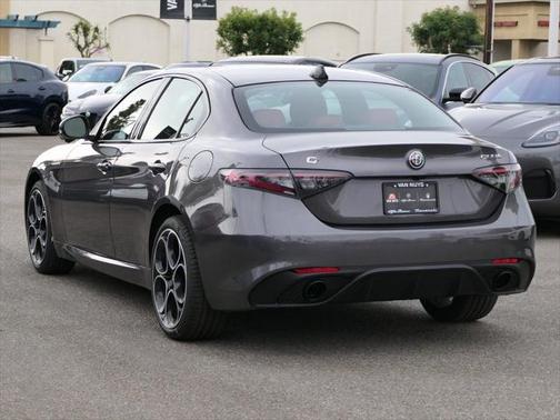 2025 Alfa Romeo Giulia AWD