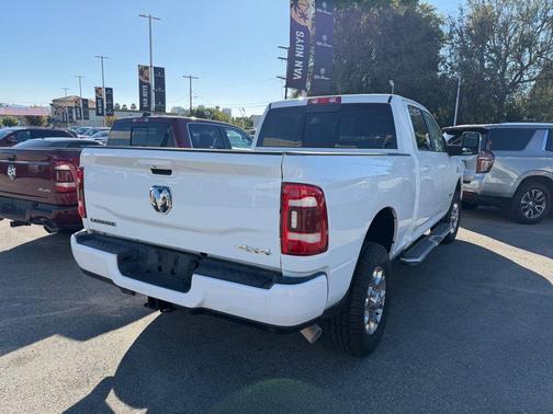 2023 RAM 2500 Laramie Crew Cab 4x4 6'4' Box