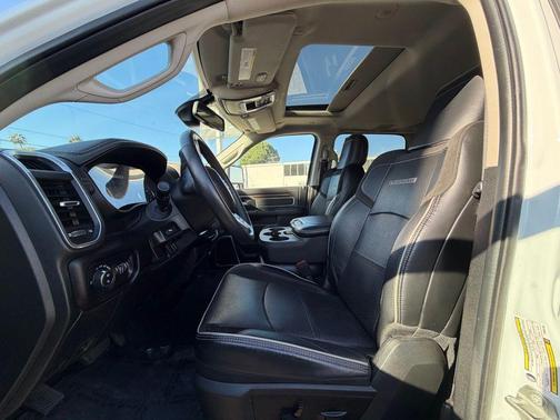 2023 RAM 2500 Laramie Crew Cab 4x4 6'4' Box