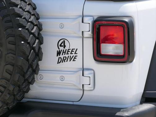 2022 Jeep Wrangler Willys
