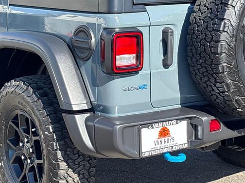 2024 Jeep Wrangler 4xe Willys