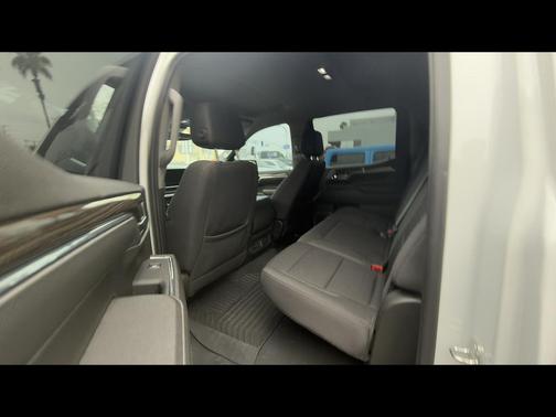 Summit White 2023 Chevrolet Silverado 1500 LT