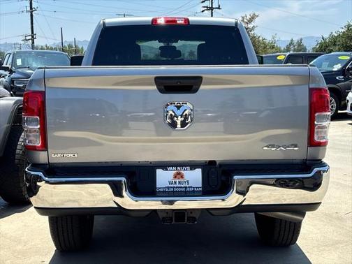 2024 RAM 3500 Tradesman Crew Cab 4x4 6'4' Box