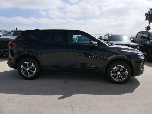 Black 2025 Chevrolet Blazer 2LT