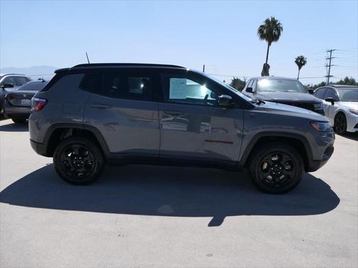 2023 Jeep Compass Trailhawk