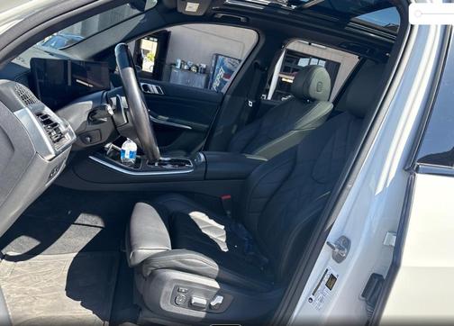 Alpine White 2024 BMW X5 sDrive40i
