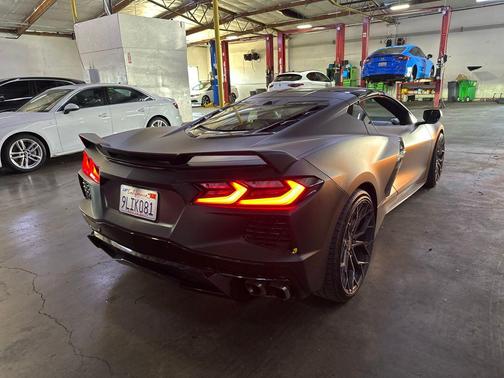 2020 Chevrolet Corvette Stingray w/3LT