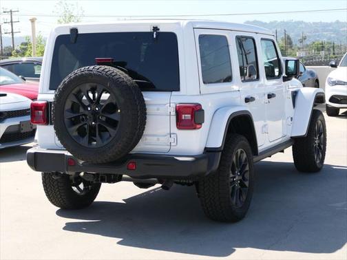 2025 Jeep Wrangler 4xe Sahara