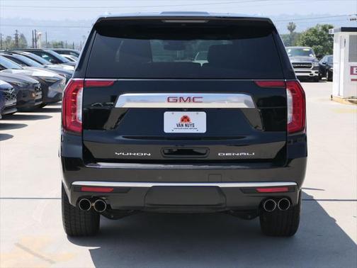 2023 GMC Yukon XL Denali