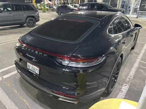 2021 Porsche Panamera 4