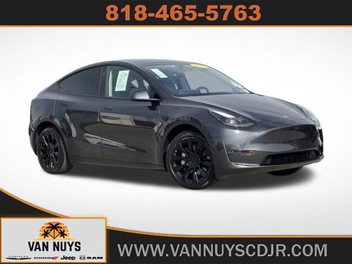 2024 Tesla Model Y Long Range Dual Motor All-Wheel Drive