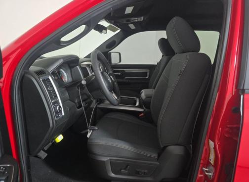 2022 RAM 1500 Classic Warlock Quad Cab 4x2 6'4' Box