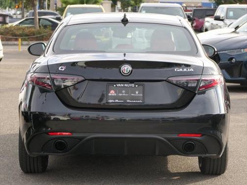 2025 Alfa Romeo Giulia AWD
