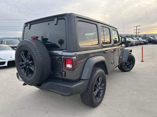 2022 Jeep Wrangler Unlimited Sport Altitude