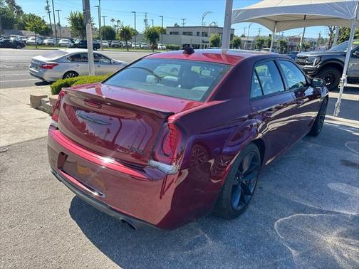 2023 Chrysler 300 C