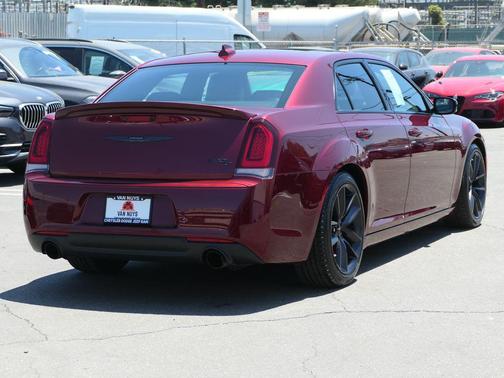 2023 Chrysler 300 C