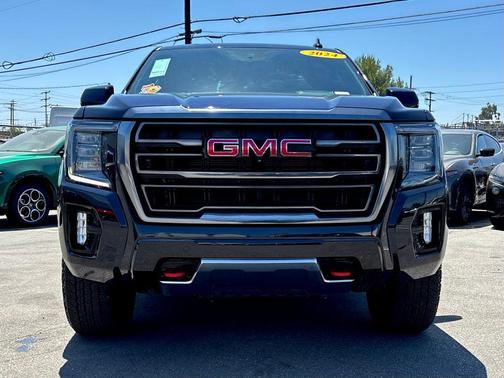 2024 GMC Yukon 4WD AT4