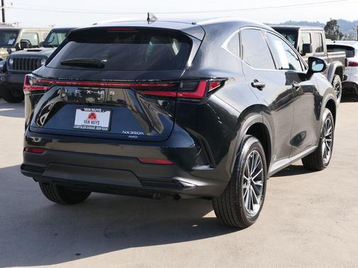 2025 Lexus NX 350h Premium