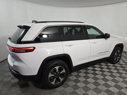 2023 Jeep Grand Cherokee 4xe Base
