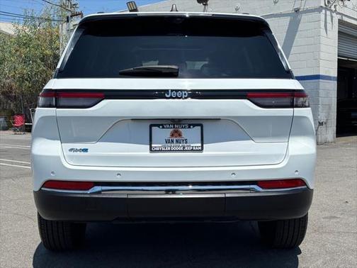 2023 Jeep Grand Cherokee 4xe Base