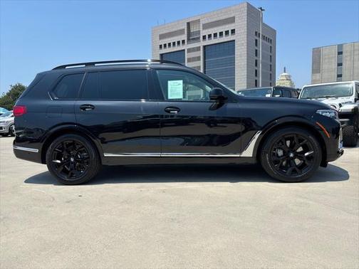 2022 BMW X7 xDrive40i