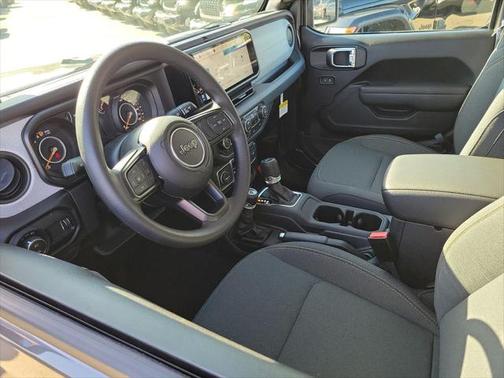 2025 Jeep Gladiator Nighthawk