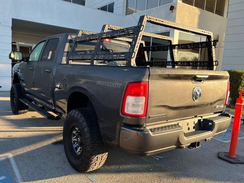 2021 RAM 2500 Big Horn Crew Cab 4x4 6'4' Box