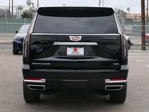 2025 Cadillac Escalade Premium Luxury