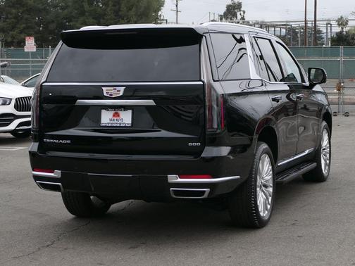 2025 Cadillac Escalade Premium Luxury